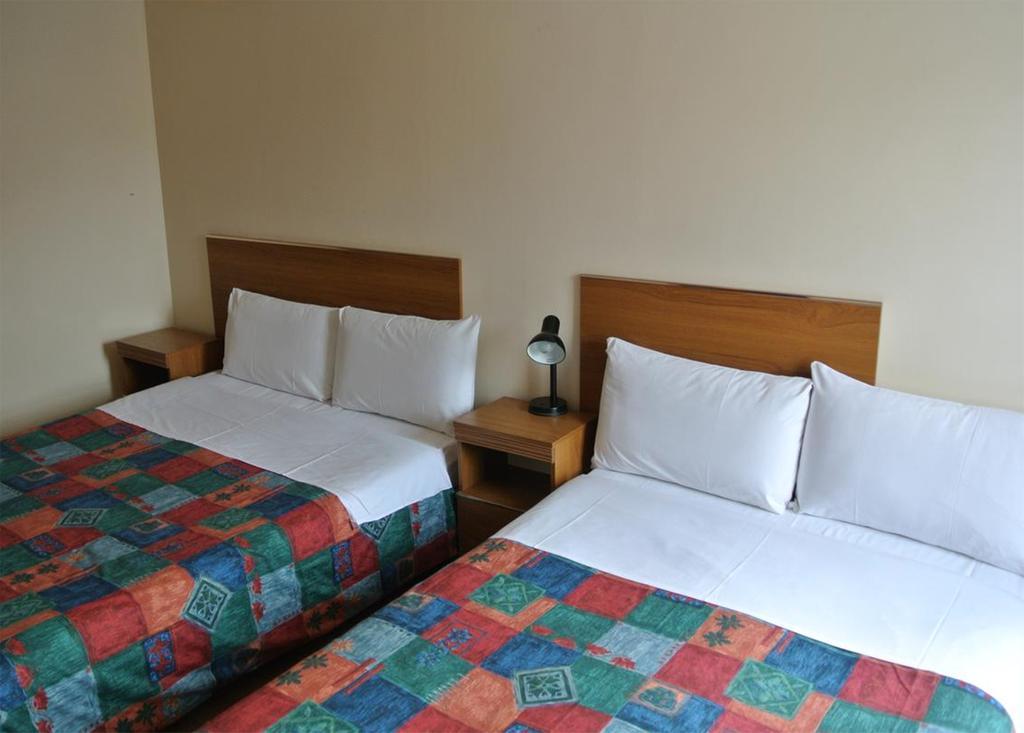 לונדון Carlton Hotel מראה חיצוני תמונה